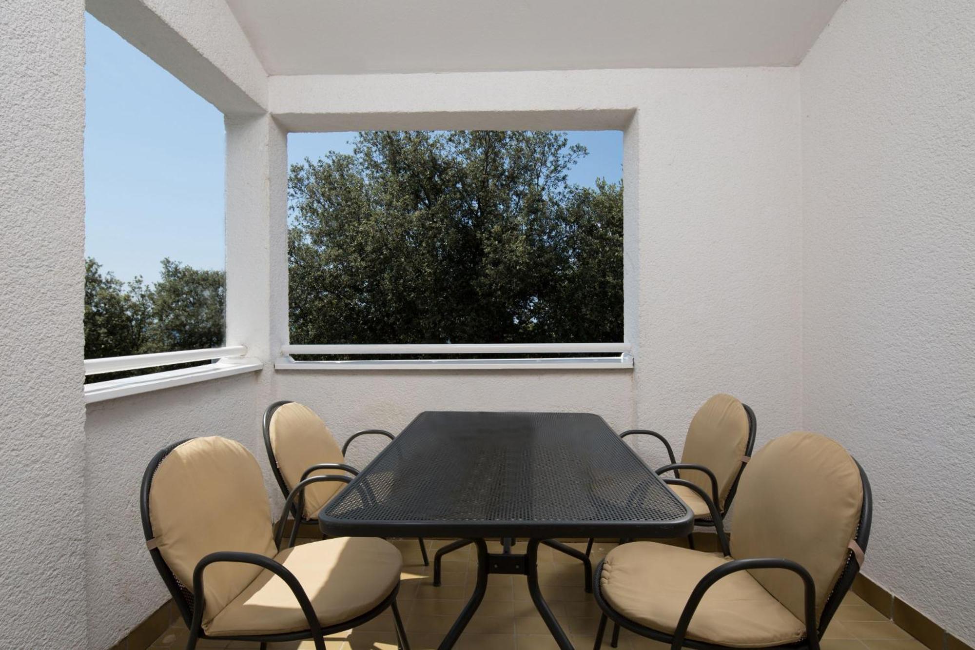 Tar-Vabriga Lanterna Resort מראה חיצוני תמונה
