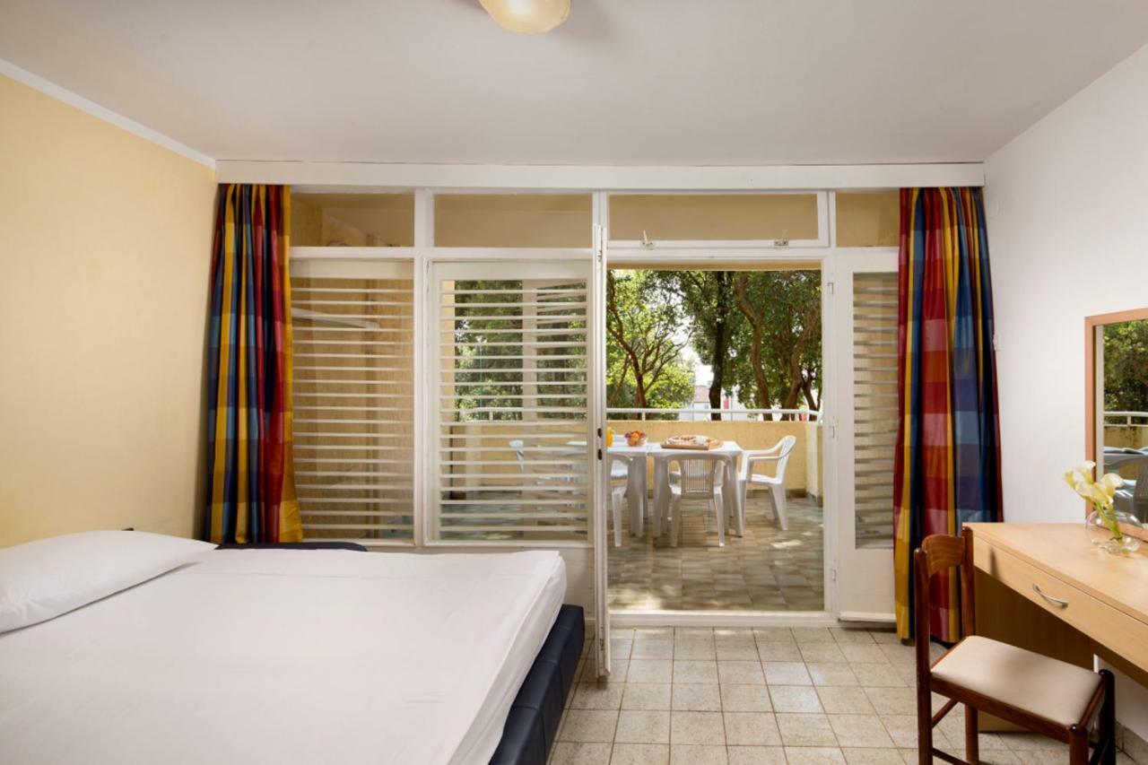 Tar-Vabriga Lanterna Resort חדר תמונה